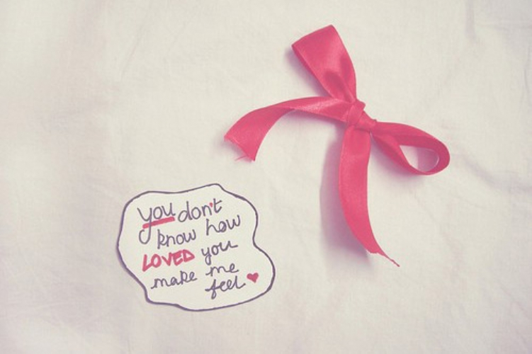 朋友圈最流行的心情句子，简短文艺，万里挑一(图1)