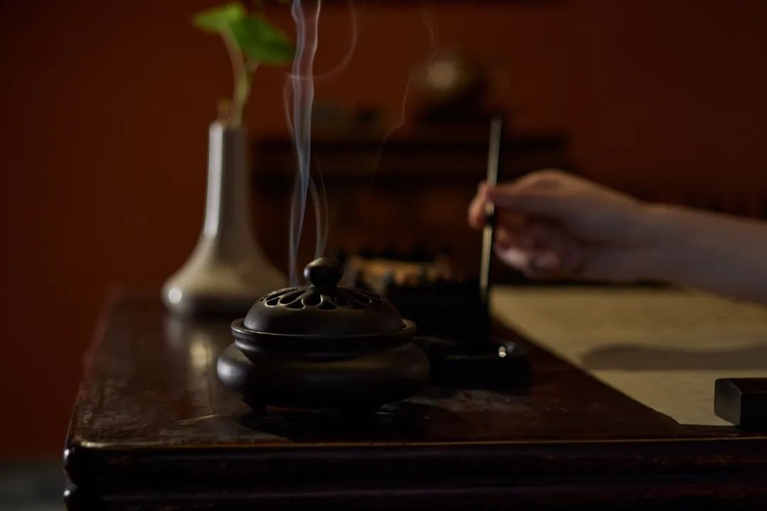 《道德经》：一个字，藏着说话最大的智慧(图2)