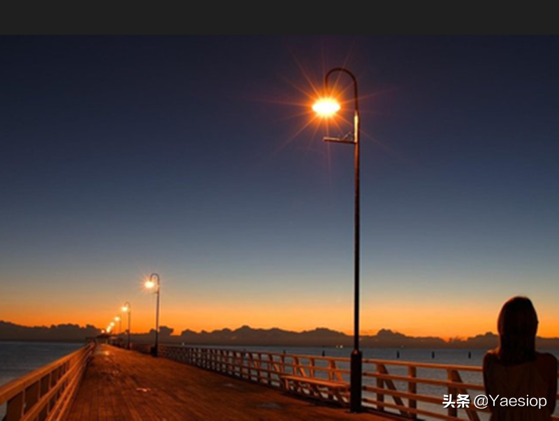 「每日一曲心灵随笔」最是悲伤，那一袭孤独的背影(图2)