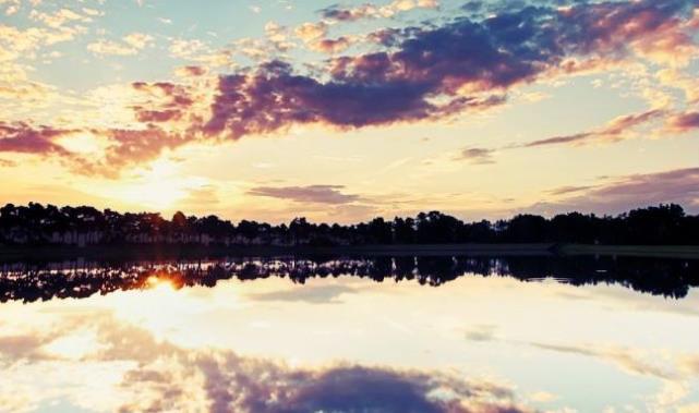 生气解决不了问题，生气的时候看看这些句子吧！(图2)