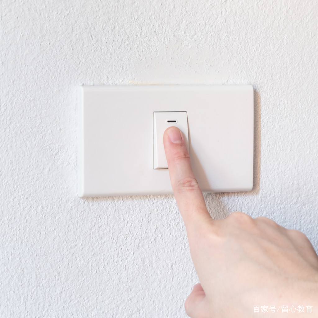 二、三、四年级的家长，给孩子讲《名人门前的6个按钮》数学故事(图7)