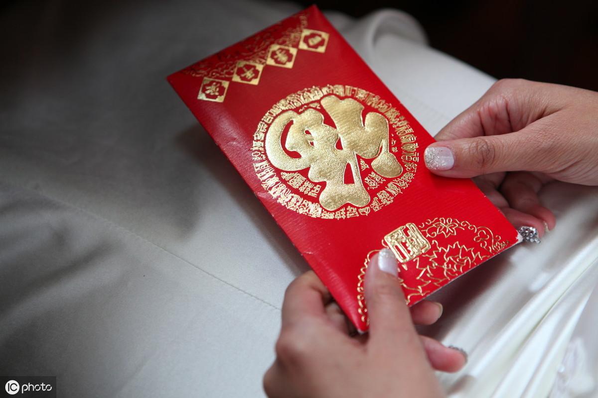 孙女满月酒红包祝福贺词(图1)