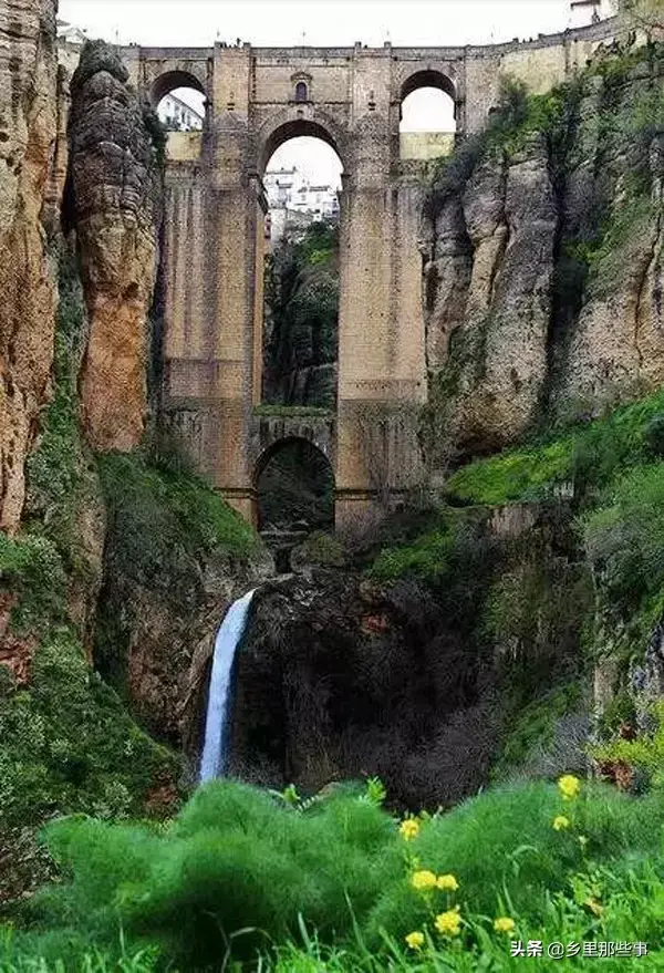 人在桥上，桥在景中（美到心窝！）(图8)