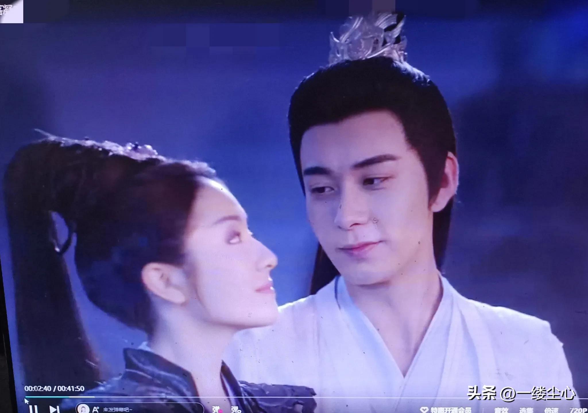 两个人的相处，最长情的告白莫过于：深情不及久伴，厚爱无需多言(图2)