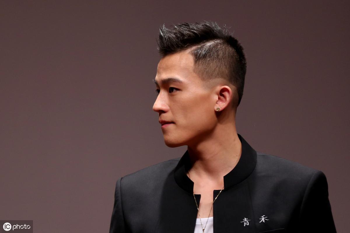 社会经典语录霸气,掌声送给社会人(图2) 社会经典语录霸气,掌声送给社会人(图2)