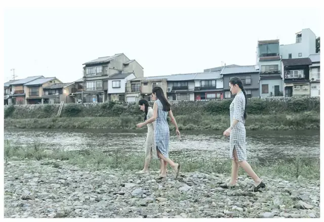 这家女装店的文案，看得我只想买买买(图12)