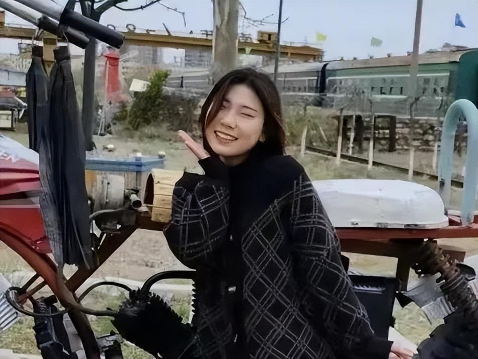 最美芳华，潜心幼教——祝阳镇中心幼儿园小一班教师风采(图1)