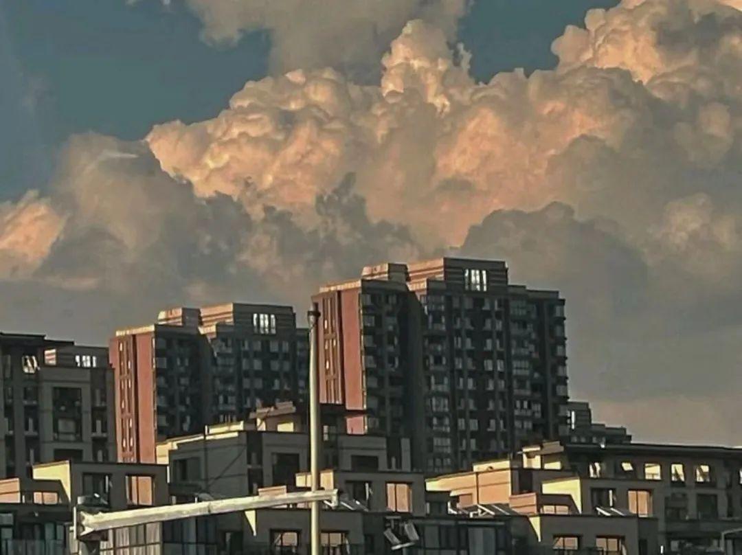 惊艳许久的高级短句文案(图3)