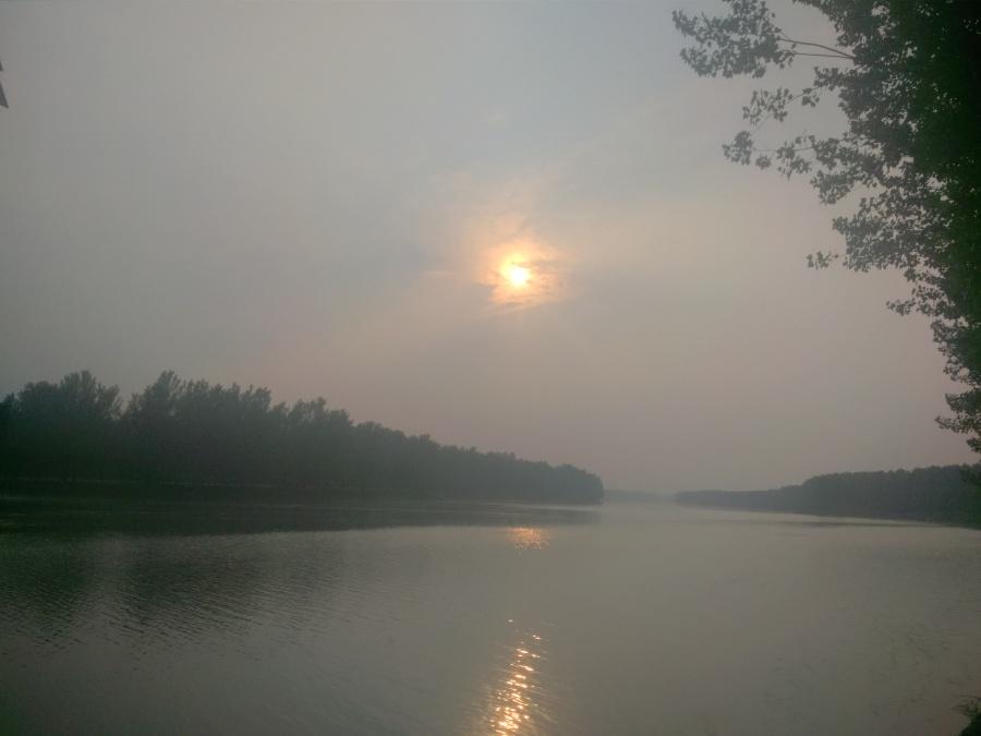 二十首关于早起的古诗词，秋生残夜惊心早，愁入中年熟睡难(图2)