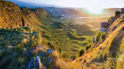 群山重重叠叠，景色美如天际，壮观(图18)