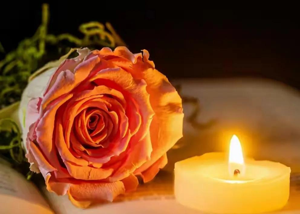 有你岁月如歌，爱你心有所属，今生再也离不开你(图2)