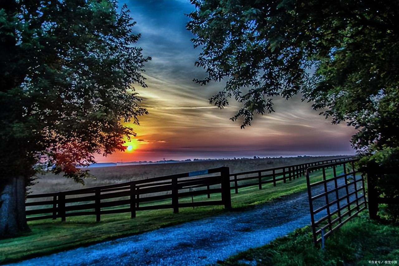 关于朋友情谊的经典句子（适合发朋友圈的文案句子）(图1)