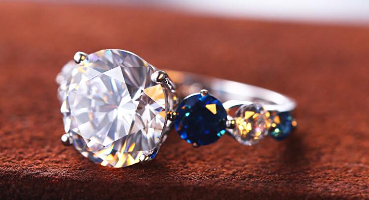 你还在相信 ‘钻石恒久远，一颗永流传吗？’(图1)