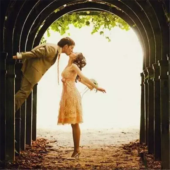 晚安心语！生日祝福语 爱情名言优美句子(图2)