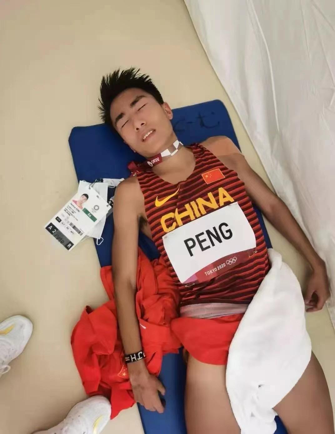 没有一个人生是容易的 致敬中国马拉松选手(图1)