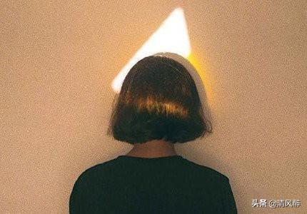 关于星星月亮银河的说说(图3)