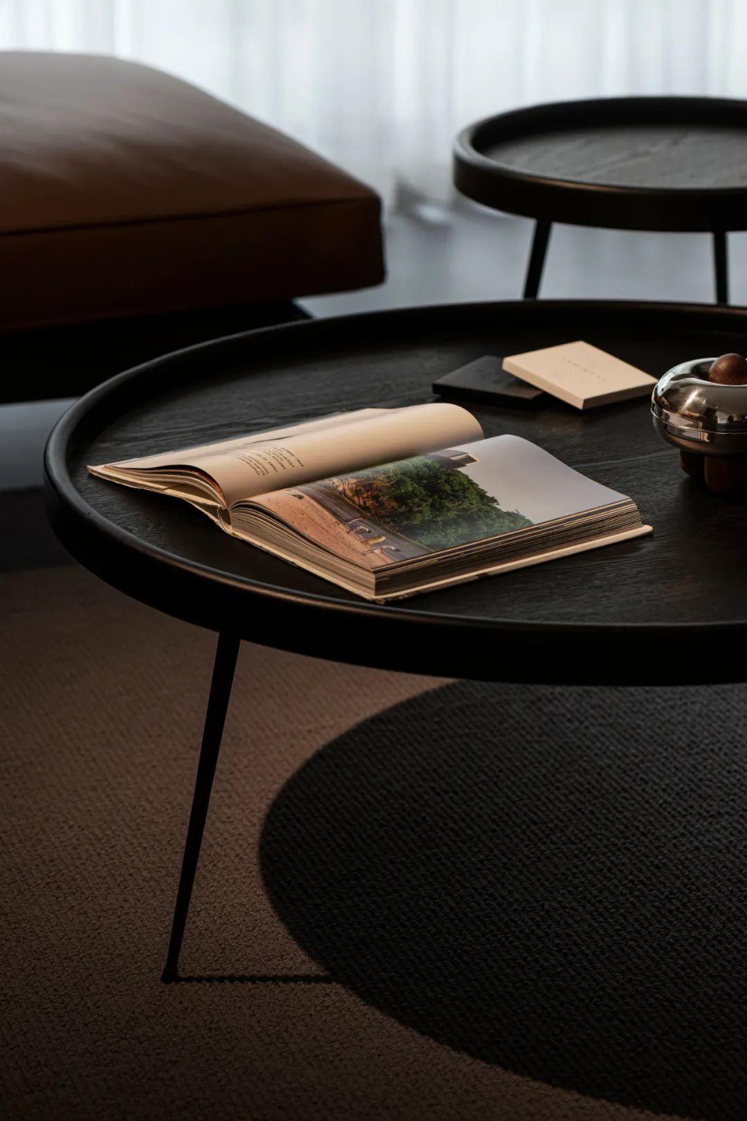 159㎡现代极简，简约奢华暗色调，低调侘寂有情趣(图11)