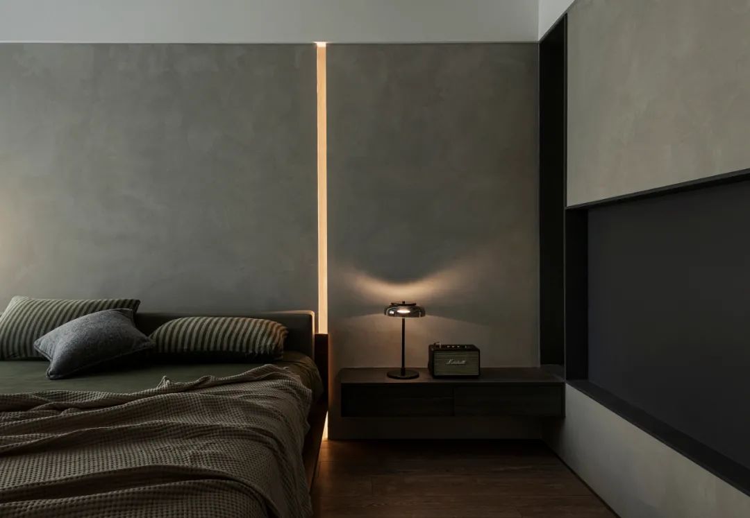 159㎡现代极简，简约奢华暗色调，低调侘寂有情趣(图24)