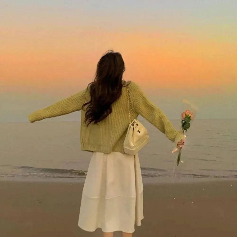 激励自己努力向上的励志干净文案(图3)