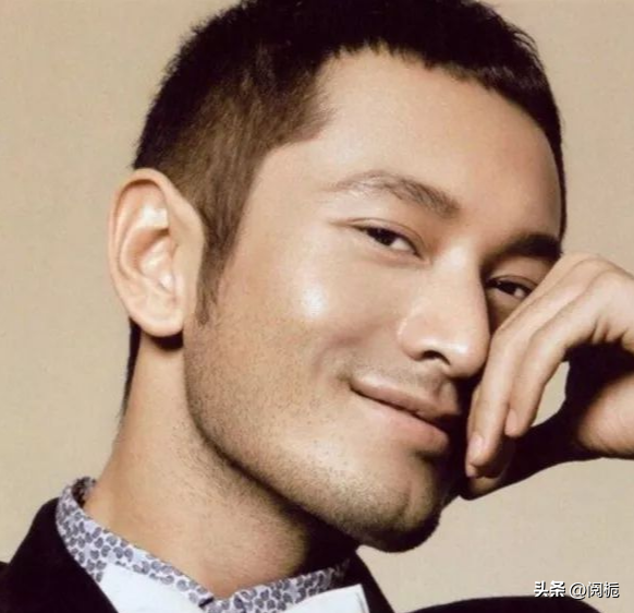 7位“霸总专业户”：挤眉弄眼、歪头晃脑，油腻得让人抠脚趾(图41)