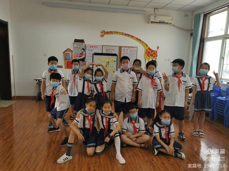 塑造美好心灵争做文明使者：濮阳市油田第一小学向阳花红领巾志愿服务队三一中队组织系列志愿服务活动(图11)