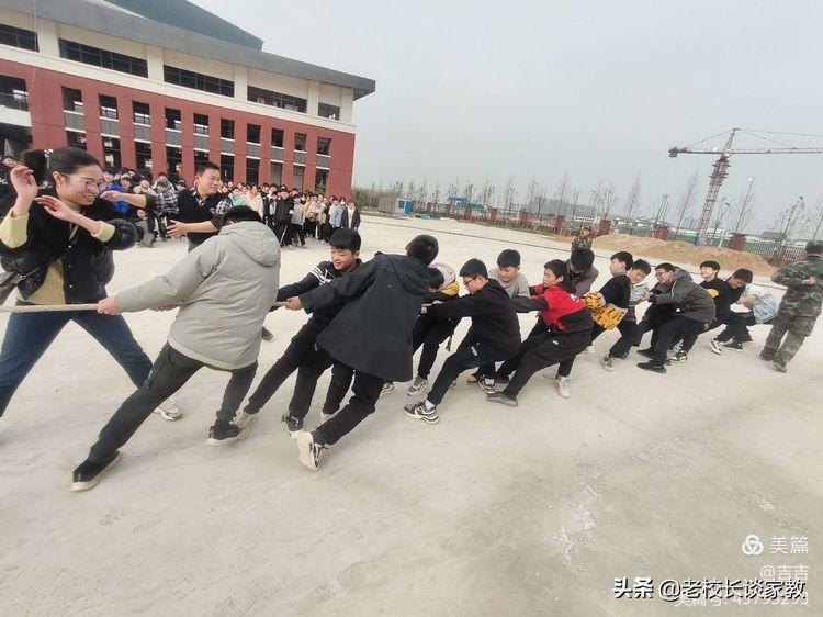 “一根绳一条心 拔河比赛聚人心”——2022年春期赵河学校拔河比赛(图16)