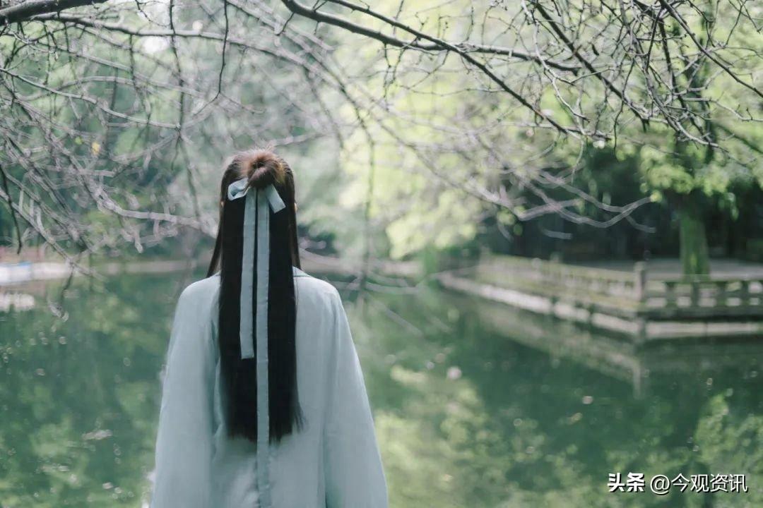 李商隐深夜听雨，想念妻子，写下一首名作，28个字成千古绝唱(图7)