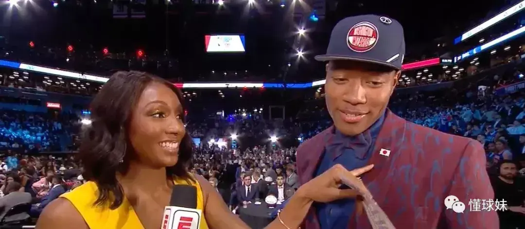 史上最无聊的选秀大会！他是唯一的惊喜，他被选中那刻太值得哭了(图12)