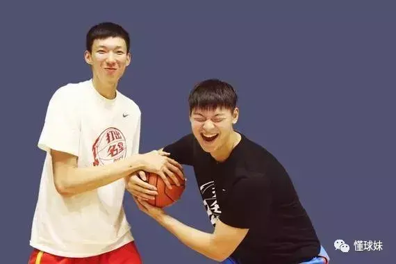 史上最无聊的选秀大会！他是唯一的惊喜，他被选中那刻太值得哭了(图18)