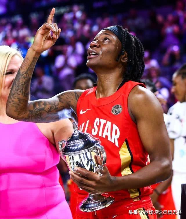 励志！落选球员获全明星MVP 不曾放弃的原因？洒泪现场：我的妈妈(图9)