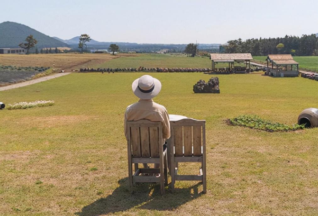 25句深刻现实的人生格言句子，极富哲理(图2)