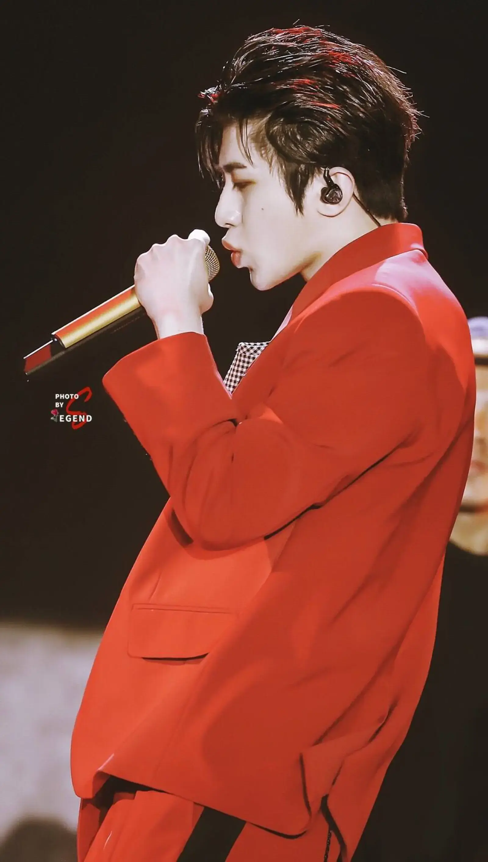 蔡徐坤——一代励志传奇，点燃青春梦想！(图3)