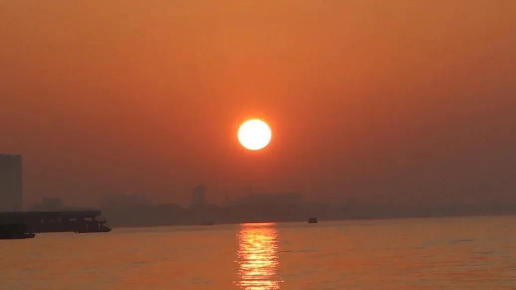 文案‖ 关于日出的浪漫绝美文案(图1)