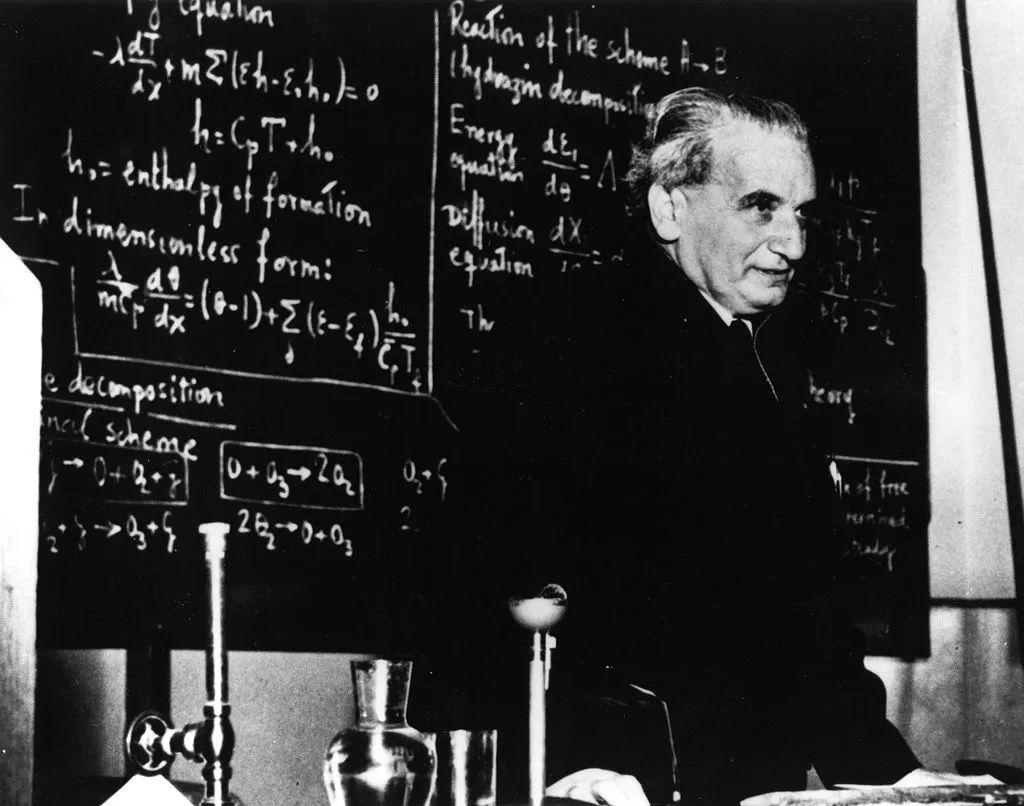 感动中国人物之首！爱国科学家钱学森的传奇一生，值得国人铭记(图7)