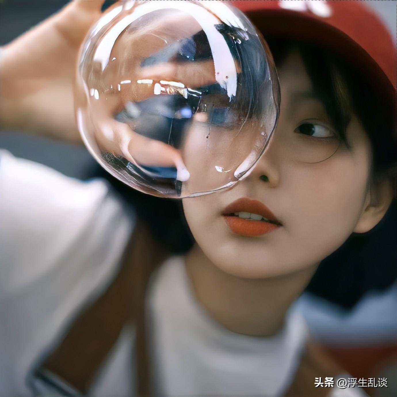 配自己照片的高级发圈文案(图4)