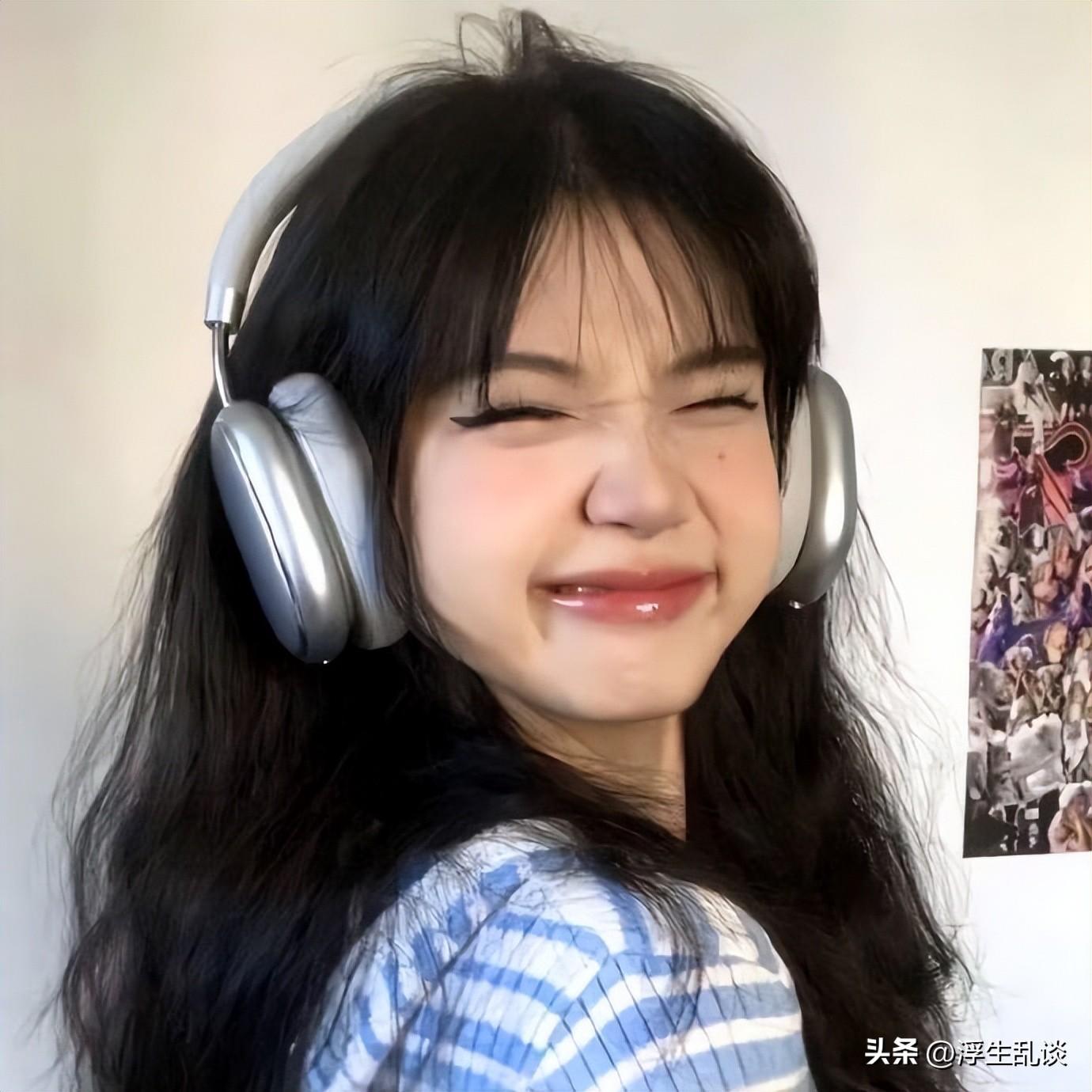 配自己照片的高级发圈文案(图5)