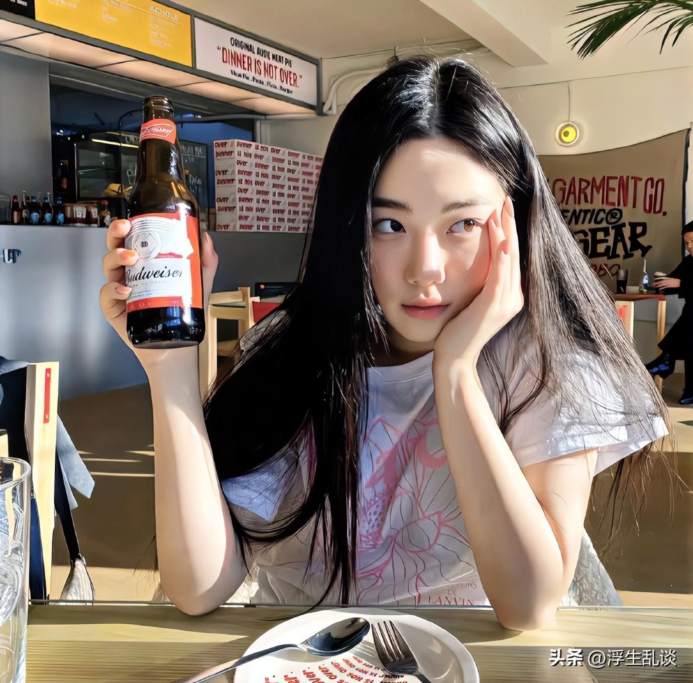 配自己照片的高级发圈文案(图6)