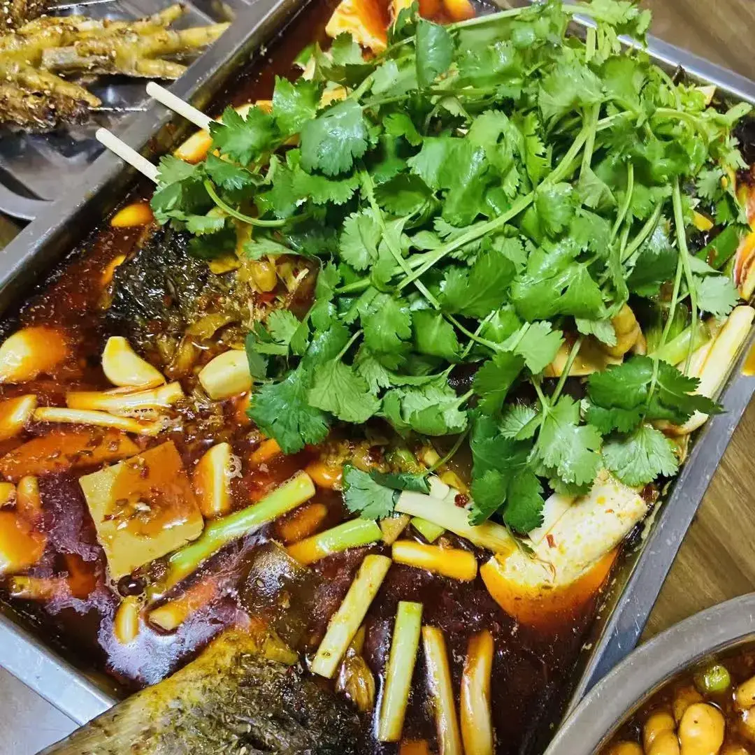 夜街夜景夜逐灯，时光清浅，石泉所遇皆是美好(图19)