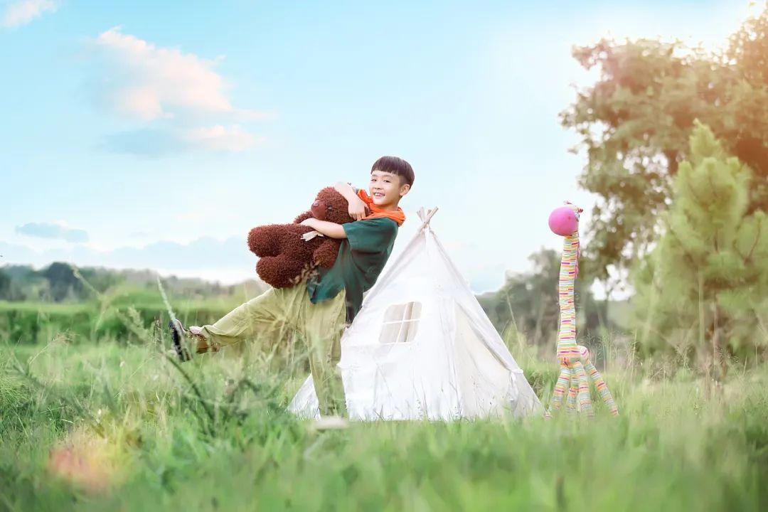 快乐时光的唯美句子，让灵魂盛放的美好记忆(图2)