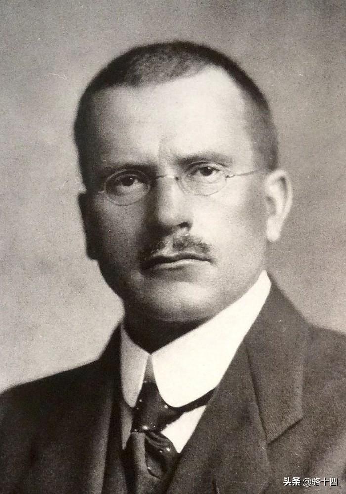 著名心理学家荣格28句经典心理学名言，句句戳心，发人深省(图2)