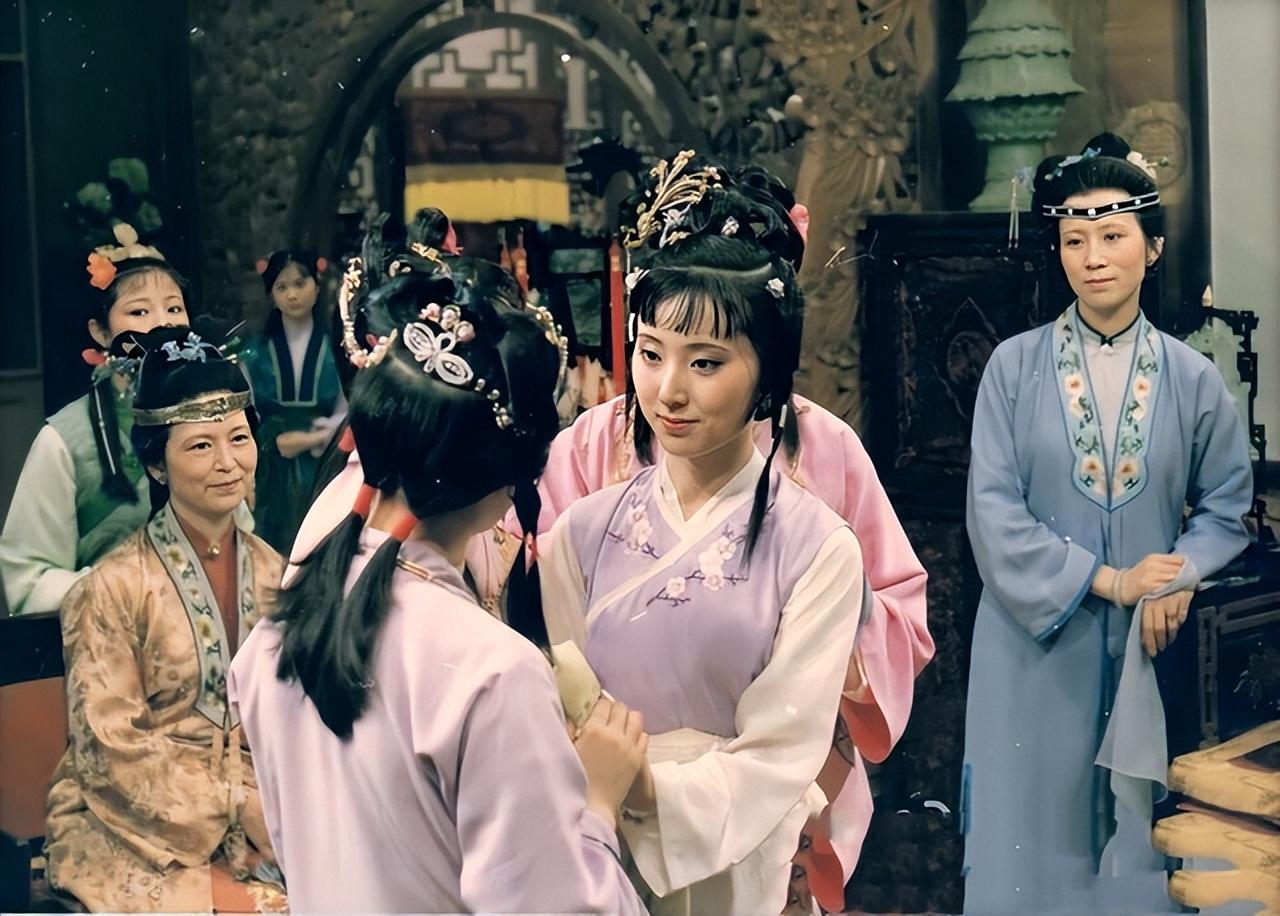 《红楼梦》5句名言，读人生百味，知世事无常！(图3)