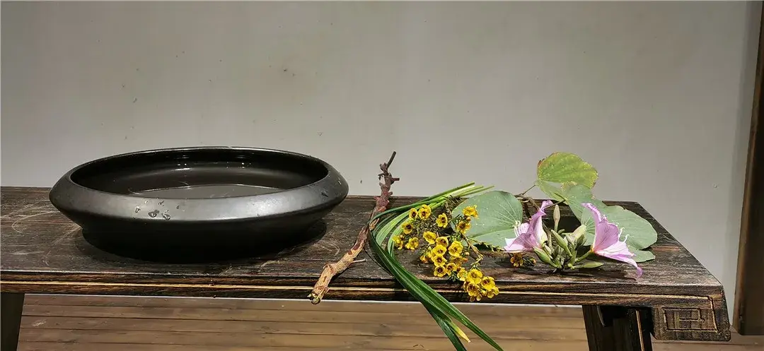 春分插花:轻风细雨,惜花天气,相次过春分(图16) 春分插花:轻风细雨,惜花天气,相次过春分(图16)