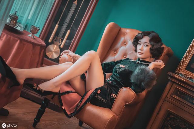 旗袍之美低吟浅唱着一曲江南风情，暗香流韵(图8)