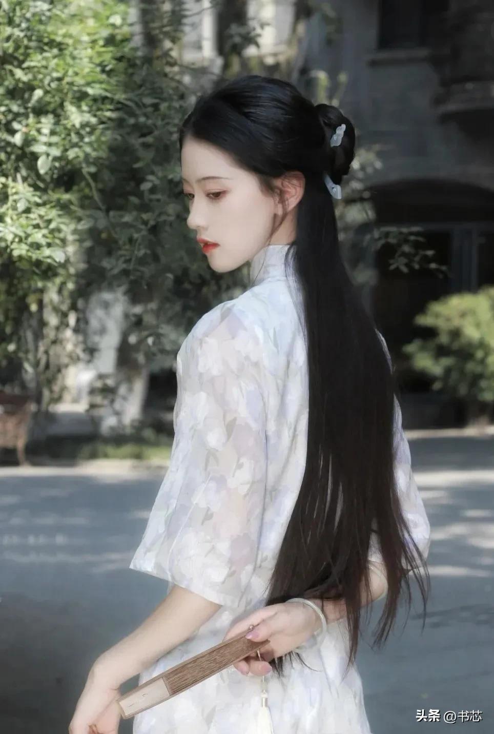 旗袍／裹着诗词的雅韵，摇曳着淡淡的风(图20)