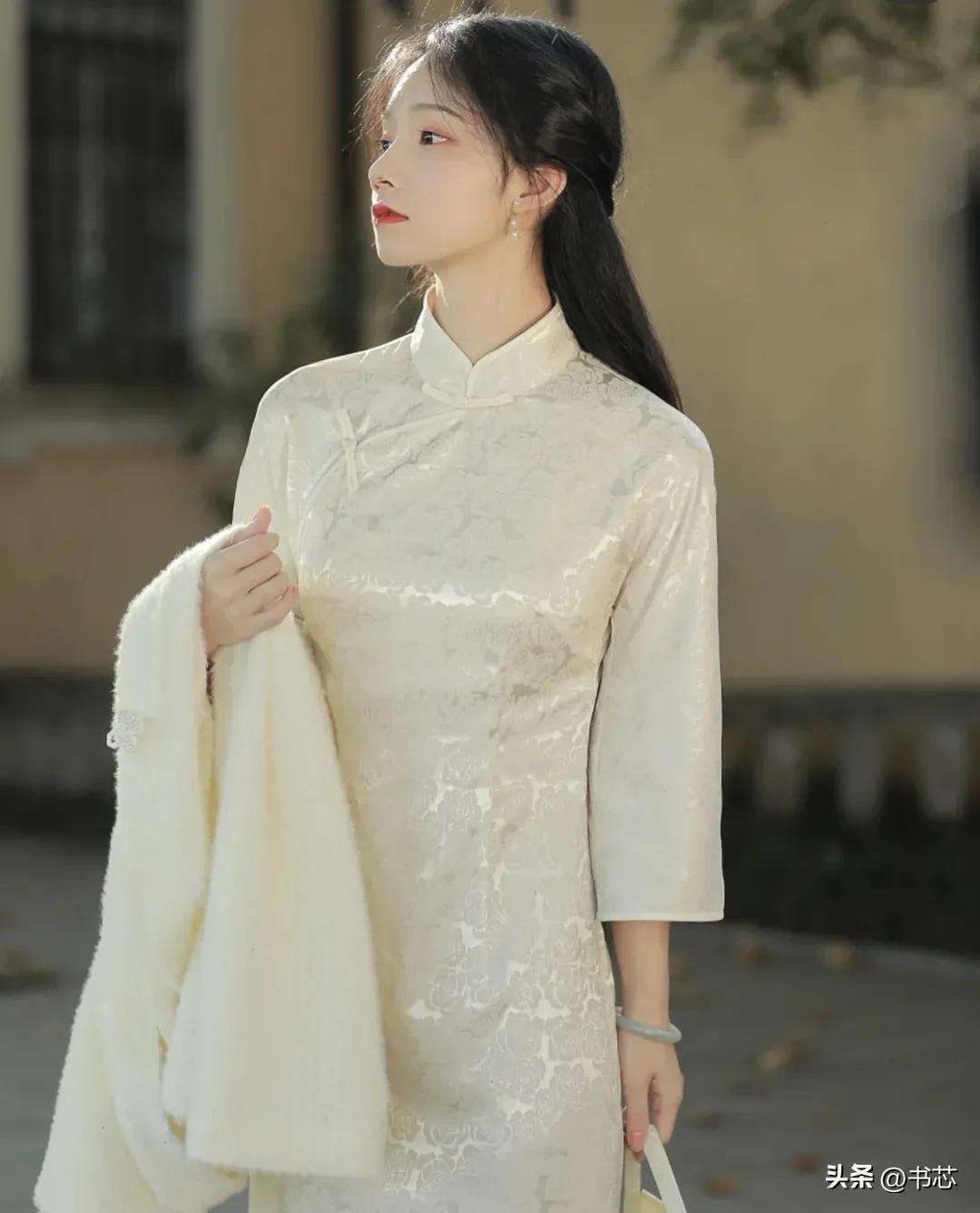 旗袍／裹着诗词的雅韵，摇曳着淡淡的风(图21)