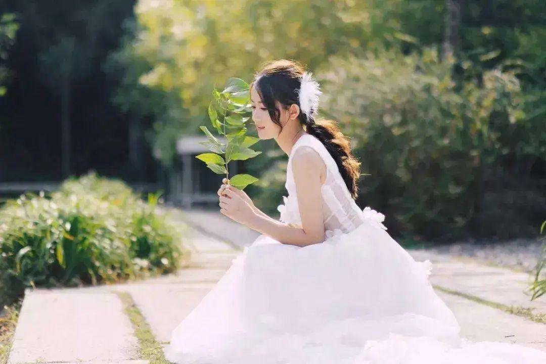 想念一个人的暖心情话，悄悄说给善解人意的你(图1)