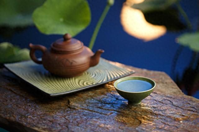 40条超美的朋友圈喝茶文案，卖茶的、喝茶的，你想要的都在这里(图1)