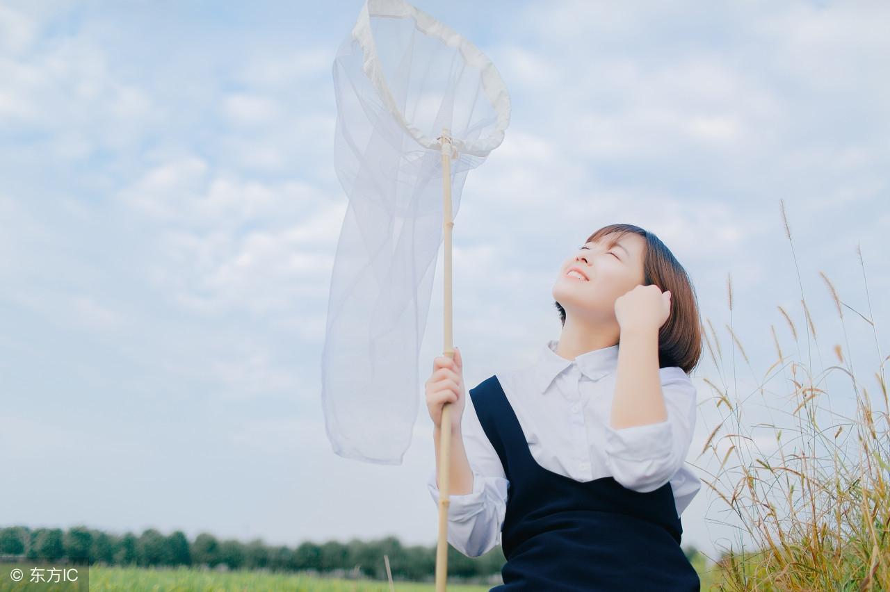 爱的太累想放手的说说，句句伤心无奈，送给有故事的你(图1)