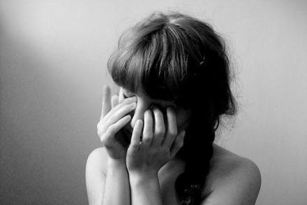 一个人心累想放手的说说，句句伤感失落，看完好想哭！(图1)