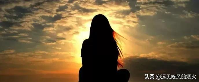 伤感文案（给心中放不下的她）(图2)